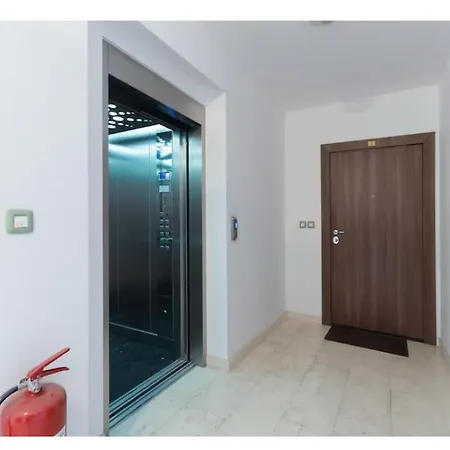 Merak - Two Bedroom Apartment- Free Parking Mostar