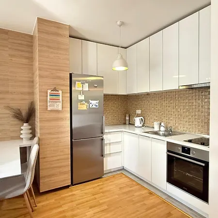 Apartman Merak - Two Bedroom Apartment- Free Parking