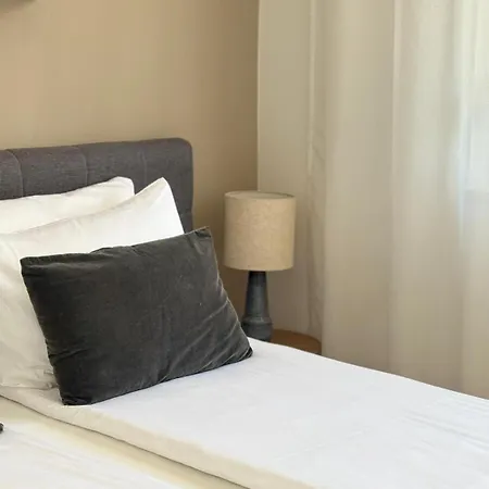 Apartment Merak - Two Bedroom Apartment- Free Parking