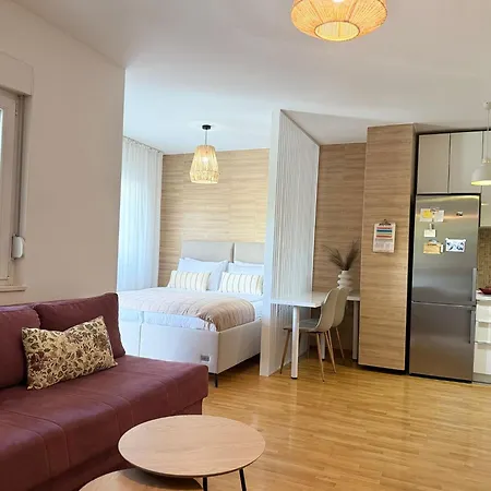 Merak - Two Bedroom Apartment- Free Parking Apartment Mostar